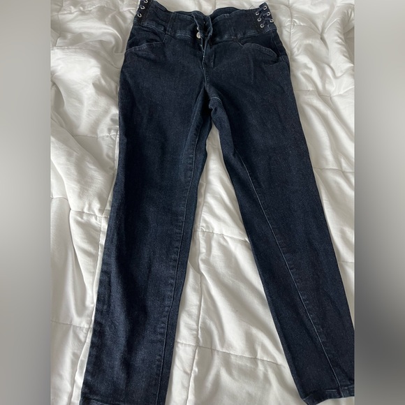 ALMOST FAMOUS Woman’s Navy Blue Jeans, Size 13 - Picture 1 of 4